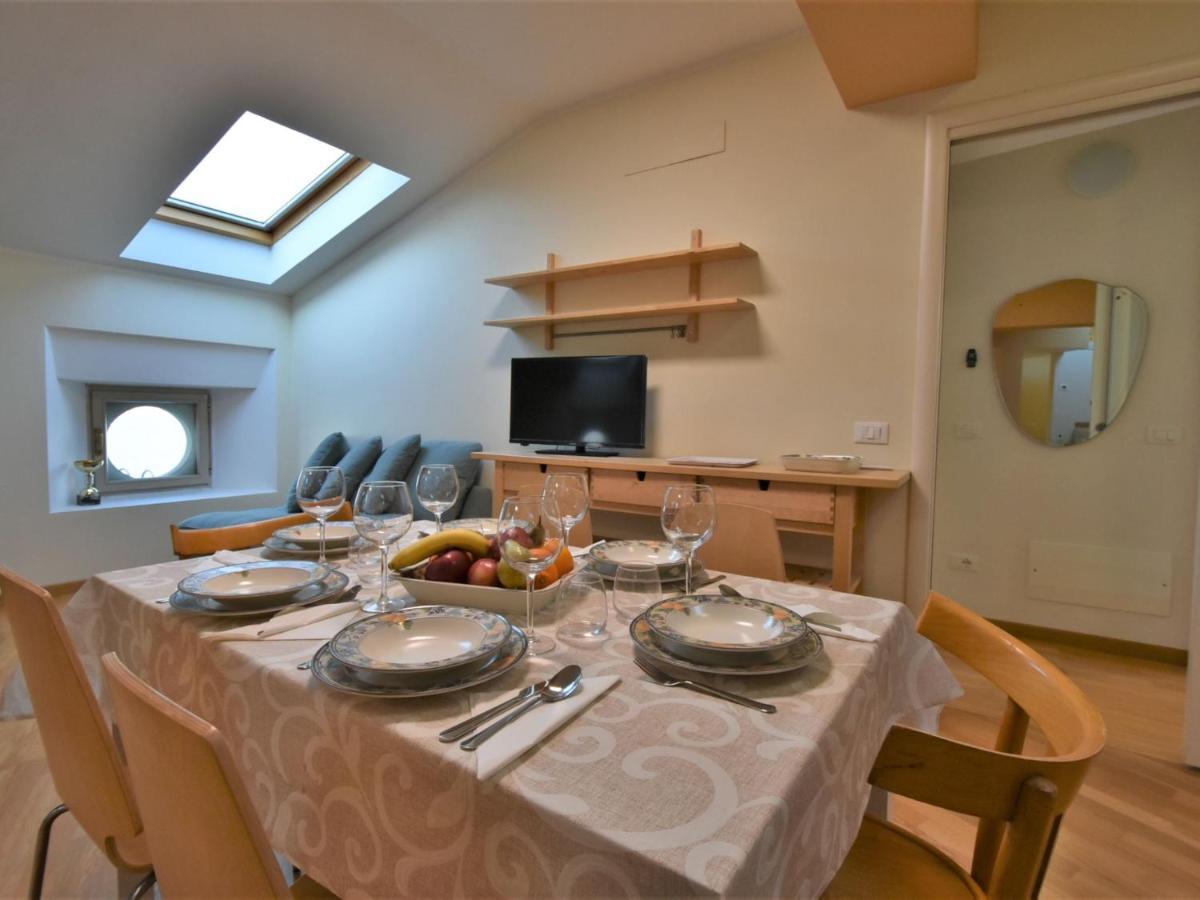 Apartment Duomo Mansarda By Interhome Iseo Exteriér fotografie